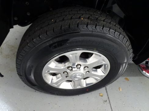 Certified 2024 RAM 2500 Big Horn w/ Sport Appearance Package image 27