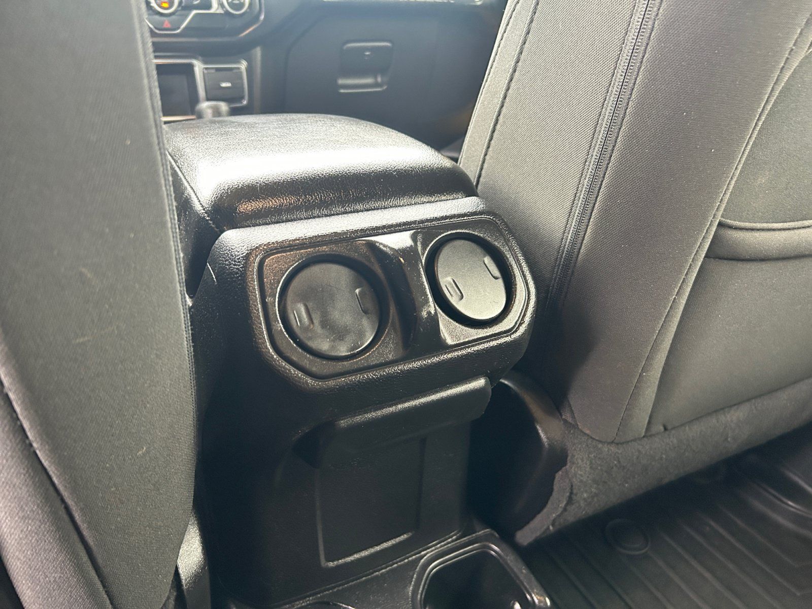 Used 2019 Jeep Wrangler Unlimited Sport AWD/4WD image 30