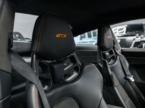 Used 2022 Porsche 911 GT3 RWD image 32