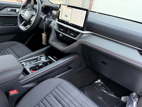 New 2025 Ford Explorer ST-Line w/ Premium Package image 12