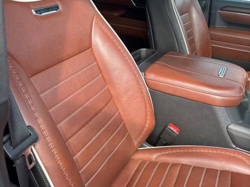 Used 2024 GMC Sierra 2500 Denali Ultimate image 6