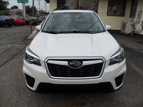 Used 2019 Subaru Forester Premium w/ All-Weather Package AWD/4WD image 5