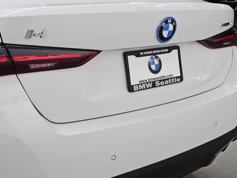 New 2025 BMW i4 xDrive40i image 7