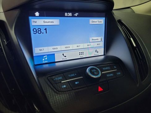 Used 2018 Ford Escape SE w/ SE SYNC Package image 34