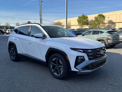 New 2025 Hyundai Tucson SEL image 2