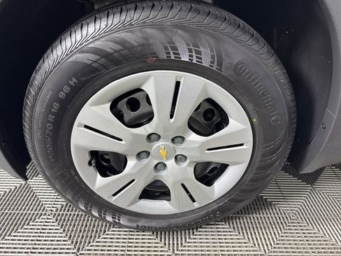 Used 2018 Chevrolet Trax LS FWD image 10