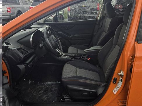 Used 2020 Subaru Crosstrek 2.0i Premium w/ Moonroof Package 2 image 9