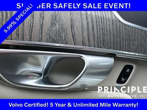 Certified 2024 Volvo XC90 B6 Plus w/ Protection Package Premier AWD/4WD image 24