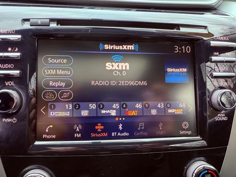 Used 2019 Nissan Murano SV w/ Premium Package image 21