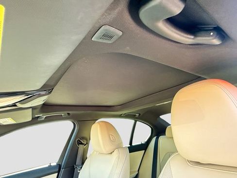 Certified 2023 BMW 330i Sedan w/ Premium Package image 26