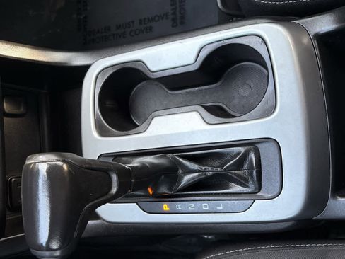 Used 2019 Chevrolet Colorado LT w/ LT Convenience Package image 16