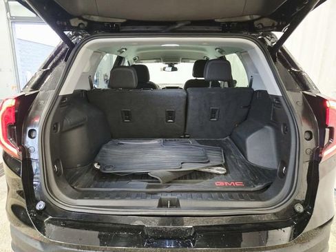 Certified 2022 GMC Terrain SLE w/ Driver Convenience Package image 10