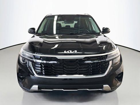 Used 2024 Kia Seltos S AWD/4WD image 2