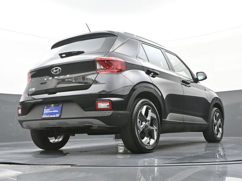 Certified 2026 Hyundai Venue SEL FWD image 45
