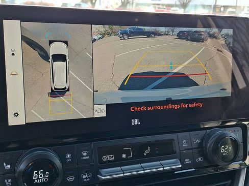 Used 2024 Toyota Grand Highlander AWD image 4