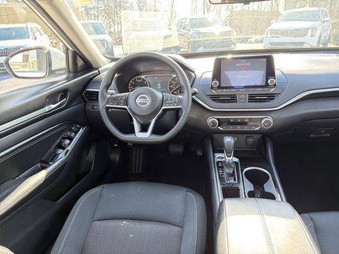 Used 2021 Nissan Altima 2.5 SV image 21