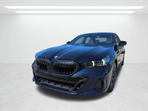 New 2027 BMW 530i xDrive w/ M Sport Package AWD/4WD image 8