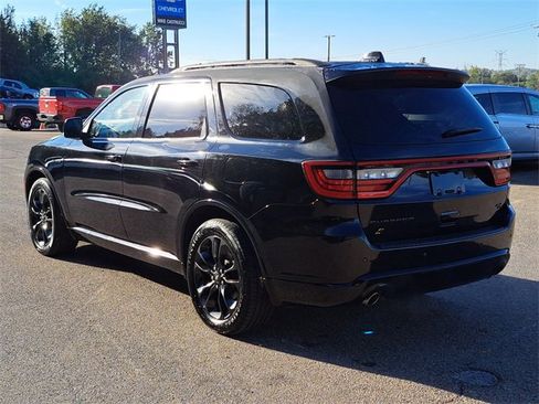Used 2022 Dodge Durango R/T w/ Hemi Orange Plus Package image 3
