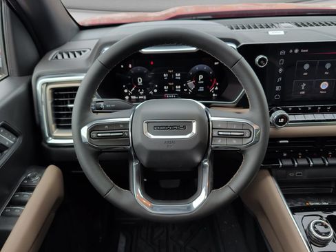 New 2026 GMC Canyon Denali AWD/4WD image 14