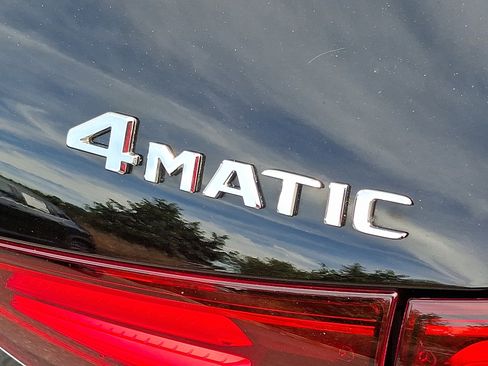 Certified 2025 Mercedes-Benz GLA 250 4MATIC image 30