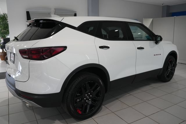 Used 2024 Chevrolet Blazer LT w/ Redline Edition AWD/4WD image 7