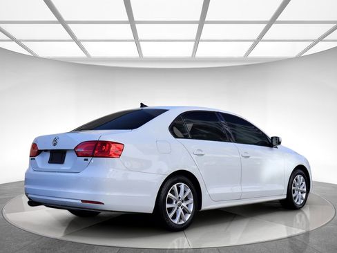 Used 2014 Volkswagen Jetta SE image 8