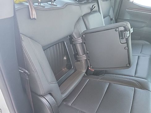 Used 2025 GMC Sierra 1500 SLT RWD image 39