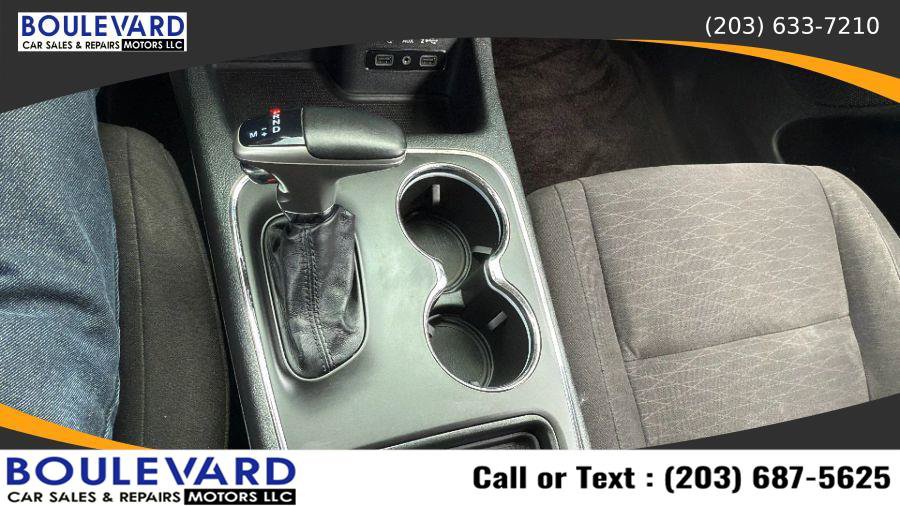 Used 2018 Dodge Durango SXT w/ Quick Order Package 2BB AWD/4WD image 18