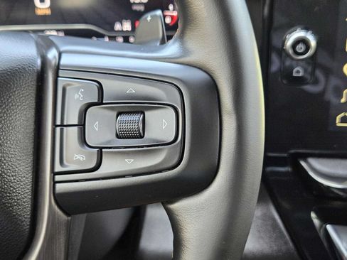 Used 2025 GMC Sierra 1500 AT4 w/ AT4 Premium Package AWD/4WD image 28