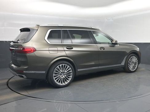 Used 2021 BMW X7 xDrive40i w/ Premium Package AWD/4WD image 3
