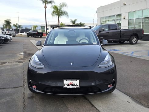 Used 2024 Tesla Model Y Long Range image 7