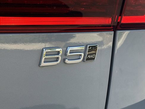 New 2026 Volvo XC60 B5 Ultra w/ Protection Package Premier image 22