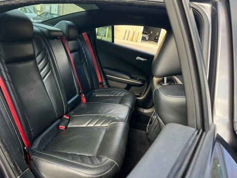 Used 2018 Dodge Charger SRT w/ Technology Group image 31