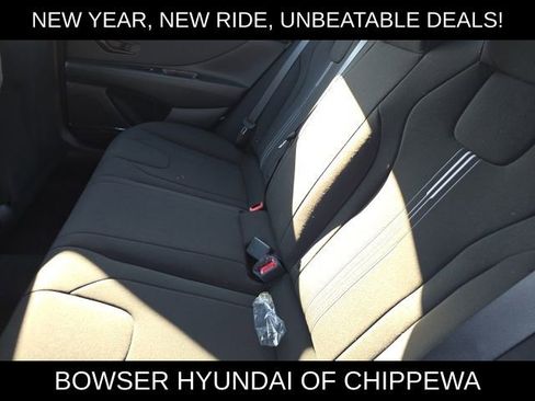 New 2026 Hyundai Elantra Sport image 5