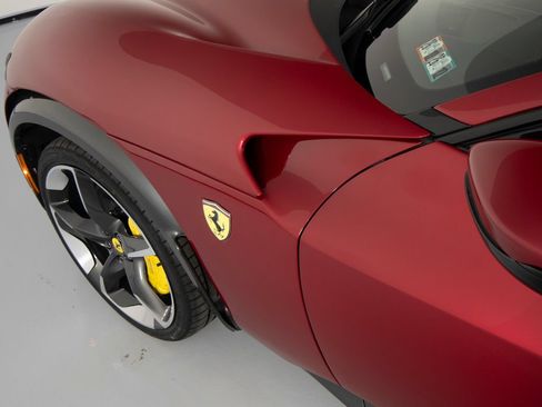 Used 2025 Ferrari Purosangue AWD/4WD image 62