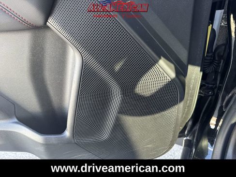 Used 2023 Chevrolet Colorado Z71 image 23