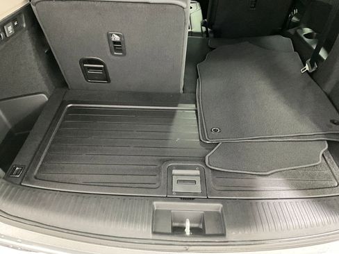 Used 2025 Acura MDX SH-AWD w/ Technology Package image 23