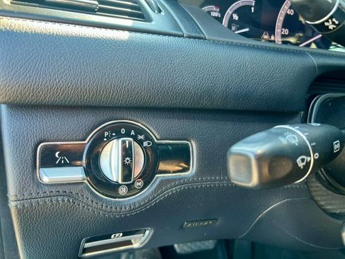 Used 2013 Mercedes-Benz CL 550 4MATIC w/ Grand Edition Pkg image 27