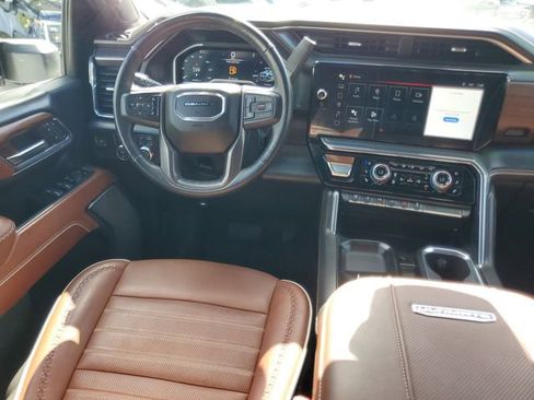 Certified 2024 GMC Sierra 3500 Denali Ultimate image 14