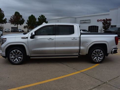 Used 2022 GMC Sierra 1500 Denali w/ Denali Reserve Package image 9