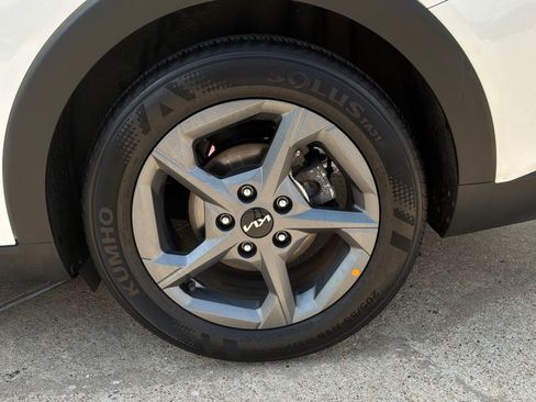 Used 2025 Kia K4 FWD image 9