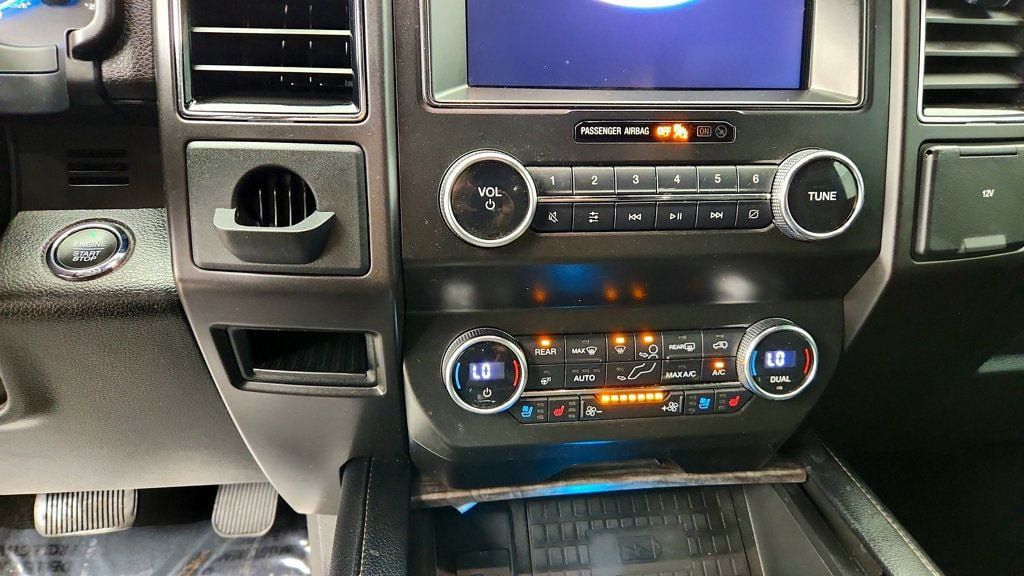 Used 2020 Ford Expedition Limited AWD/4WD image 18