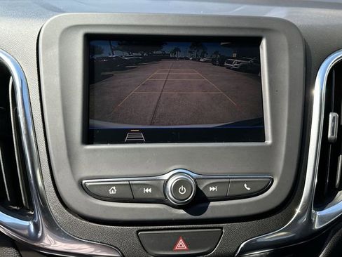 Used 2020 Chevrolet Equinox LT image 25
