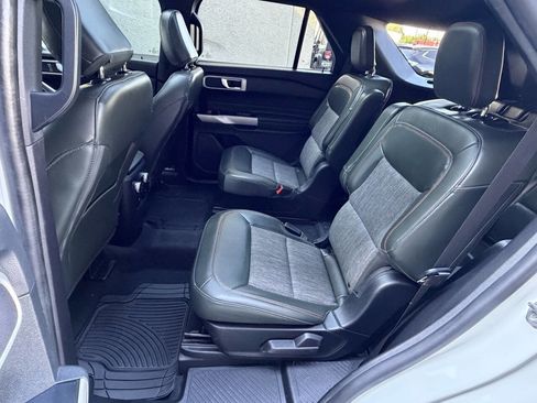 Used 2022 Ford Explorer Timberline AWD/4WD image 16