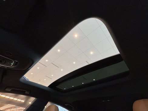 Used 2025 Audi RS 7 Performance w/ Matte Carbon Package image 27