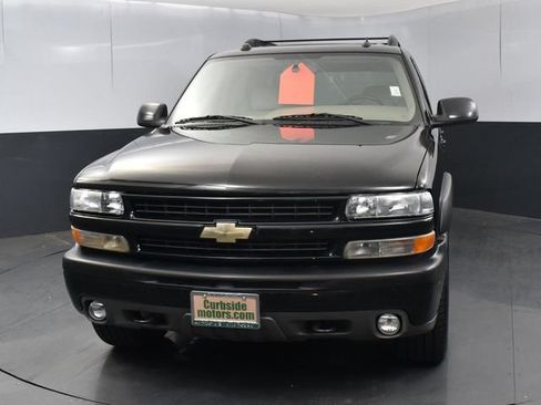 Used 2005 Chevrolet Tahoe Z71 w/ Preferred Equipment Group AWD/4WD image 4