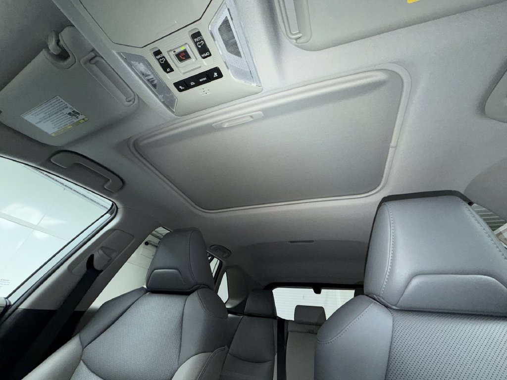 Certified 2021 Toyota RAV4 Limited AWD/4WD image 14