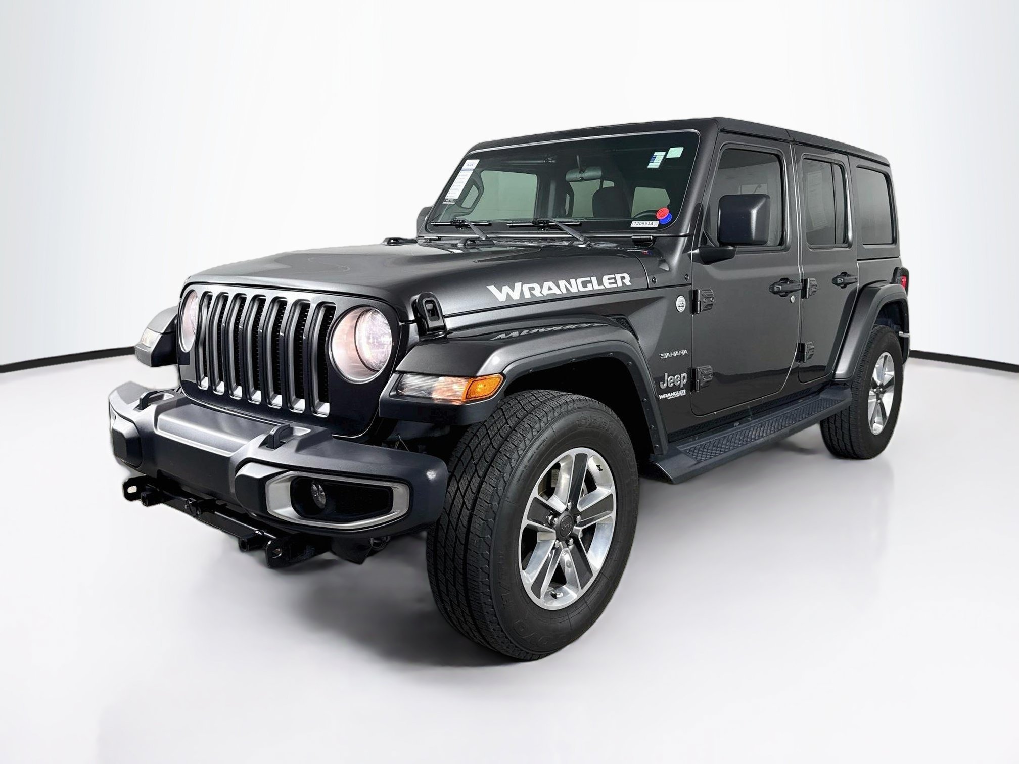 Used 2019 Jeep Wrangler Unlimited Sahara AWD/4WD image 4