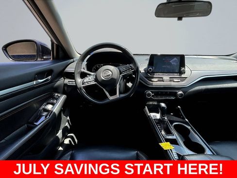 Used 2023 Nissan Altima 2.5 SR FWD image 10
