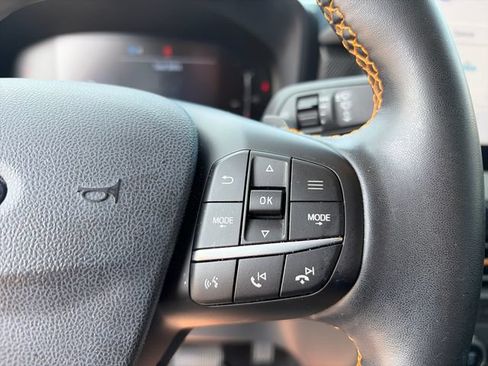 Used 2025 Ford Maverick Tremor AWD/4WD image 13
